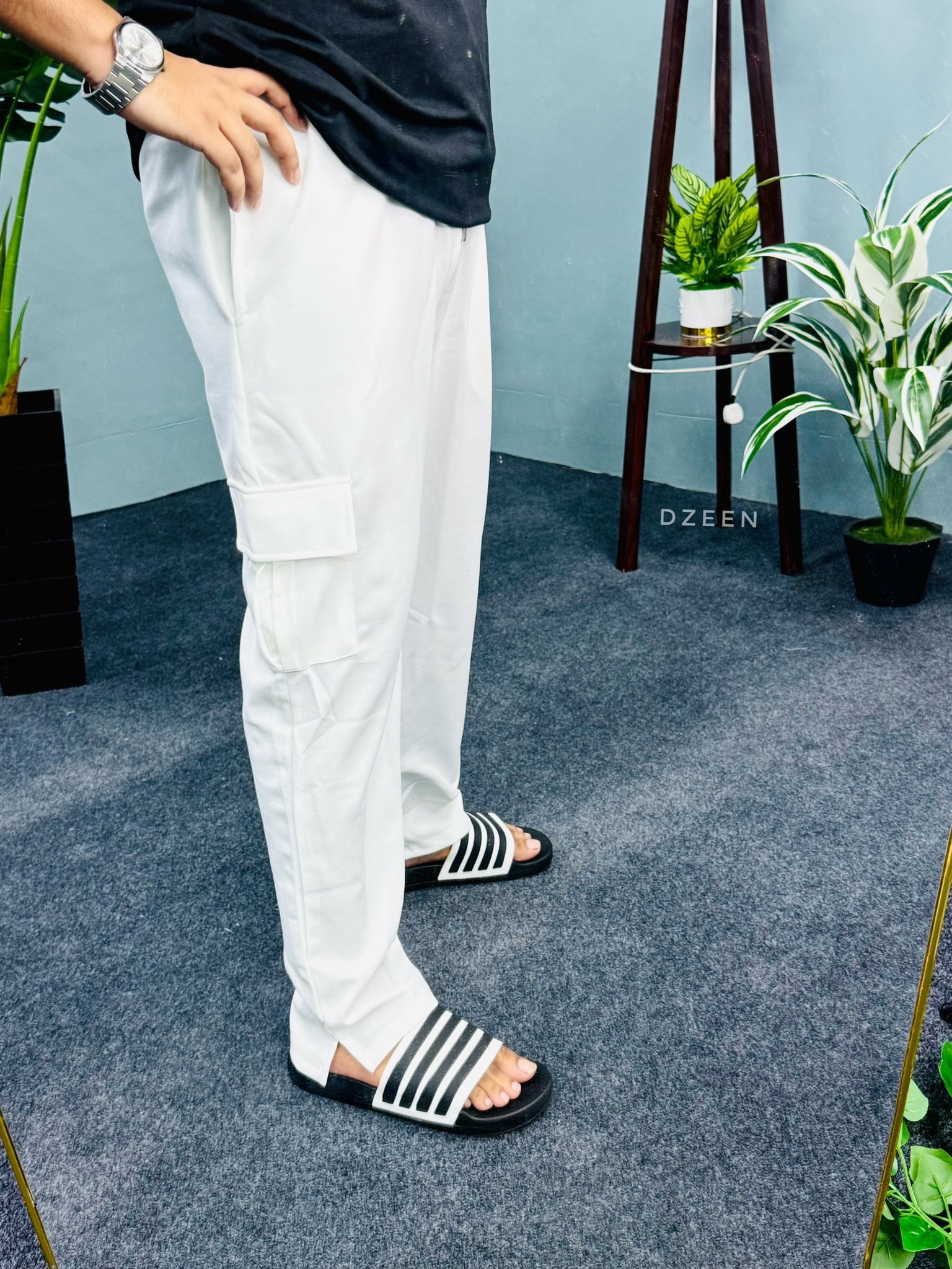 Low Cut Baggy 6 pocket (white)