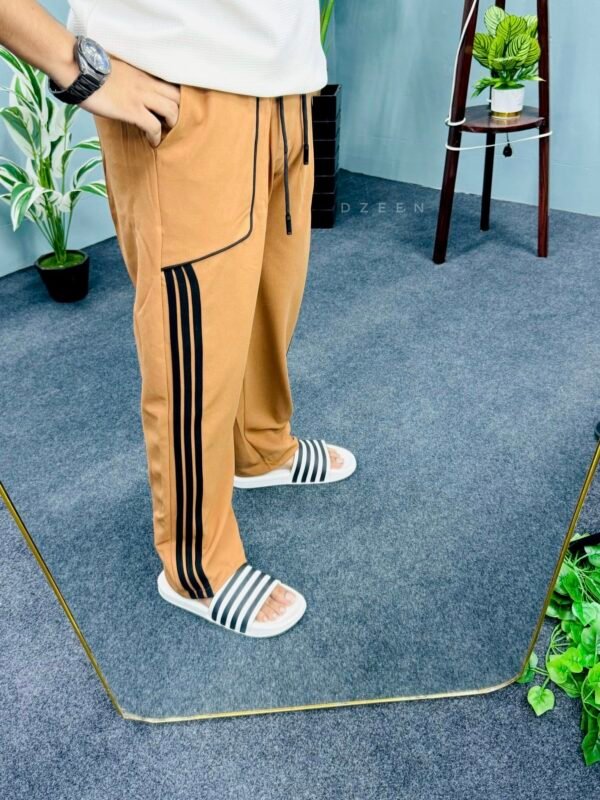 Low Cut Baggy Upper Panel style  (Brown)