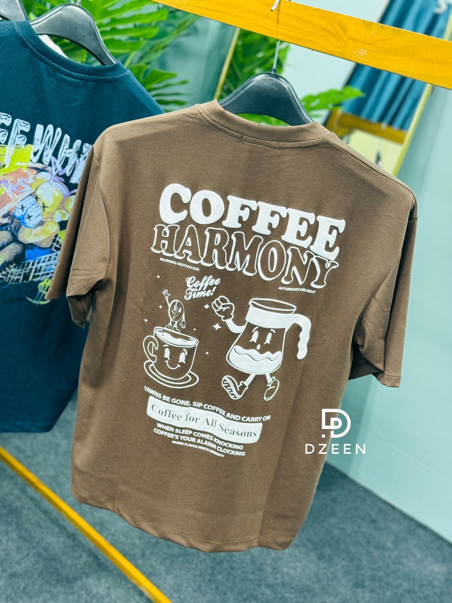 Premium Dropsholder T-shirt (528)