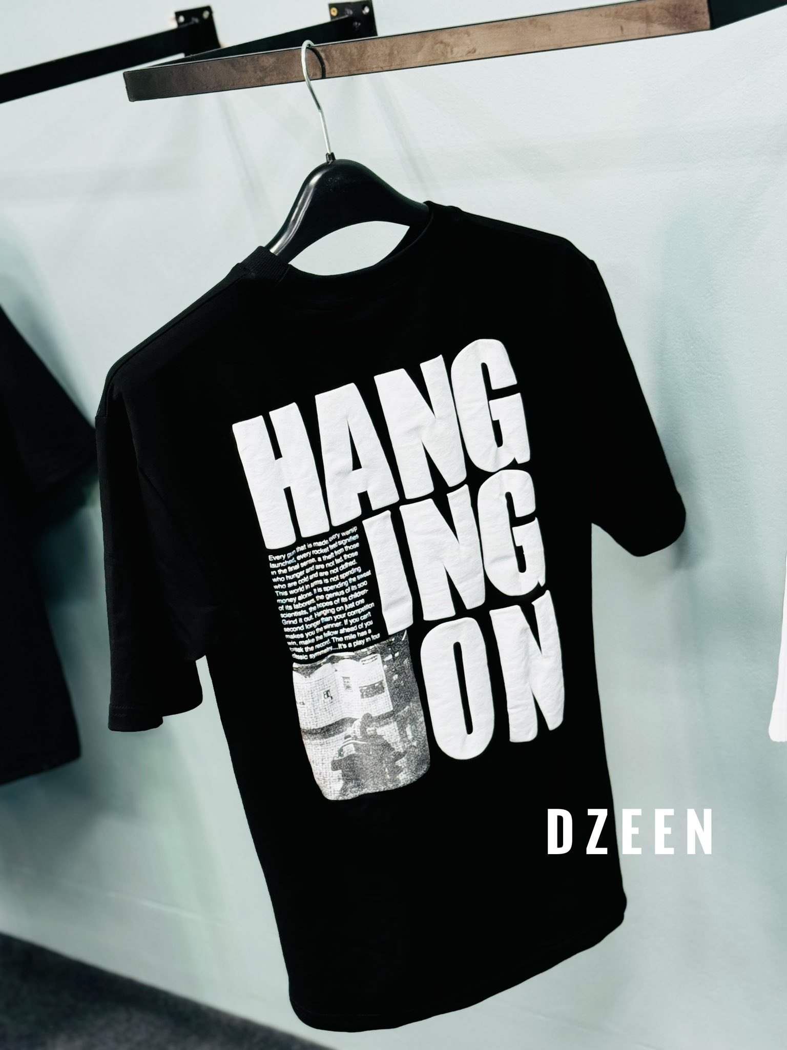 Premium Dropsholder T-shirt (526)
