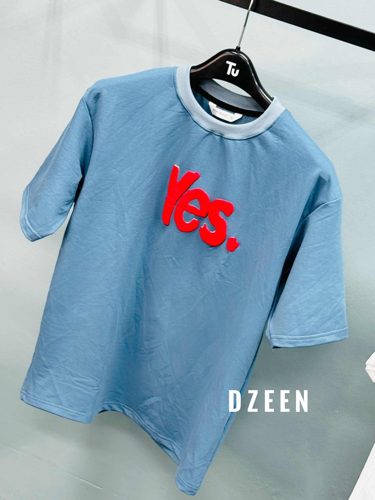 Premium Dropsholder T-shirt (505) - Image 2